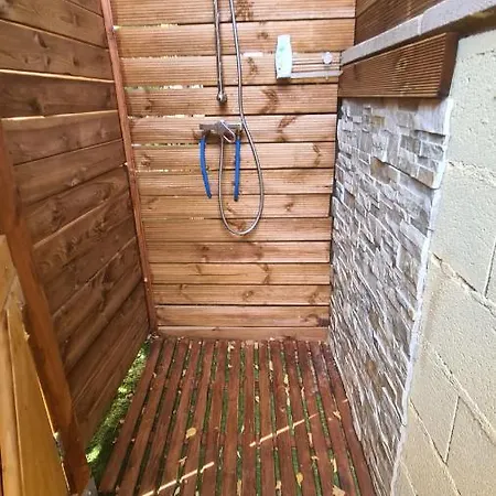 Lodges Les Muriers Pour 4 * Prunelli-di-Fiumorbo